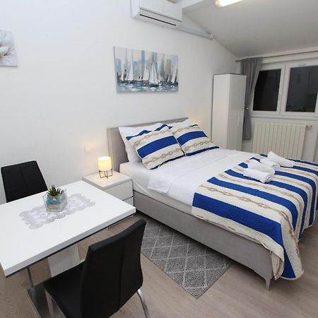 Studio Sunny Rovinj Exterior foto